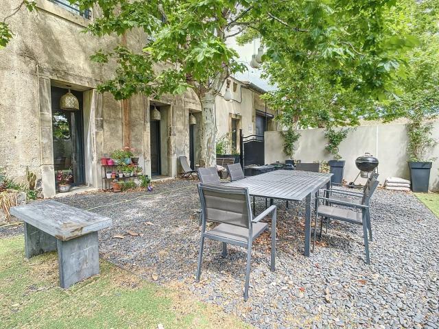 Superbe maison restaurée en Midi Pyrénées 440m² Lézignan Corbières