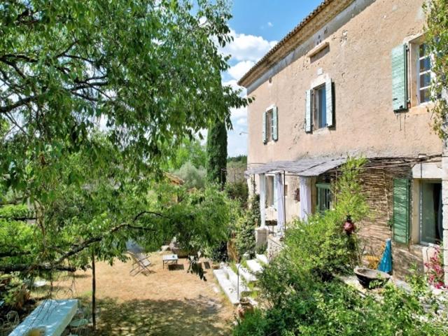 Superbe Mas de Hameau aux vues enchanteresses
