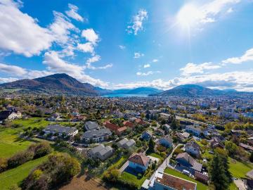 Superbe attique T4 neuf avec vue panoramique sur les montagnes Emménagement immédiat