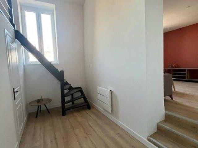SUPERBE APPARTEMENT DU TYPE 3 DE 58 m2 EN DUPLEX ROUBAIX