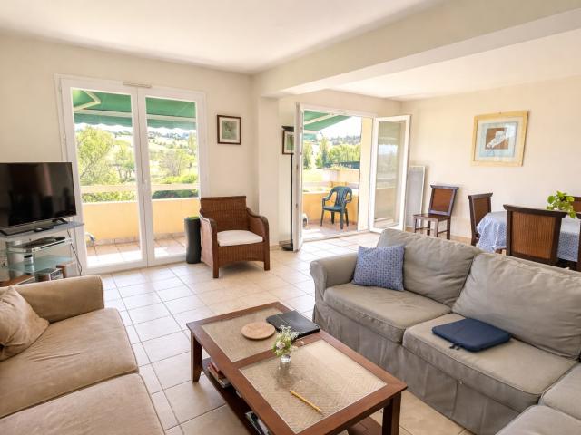 Superbe appartement de 120 m² avec vue exceptionnelle sur go. 120m² Castelnaud de Gratecambe