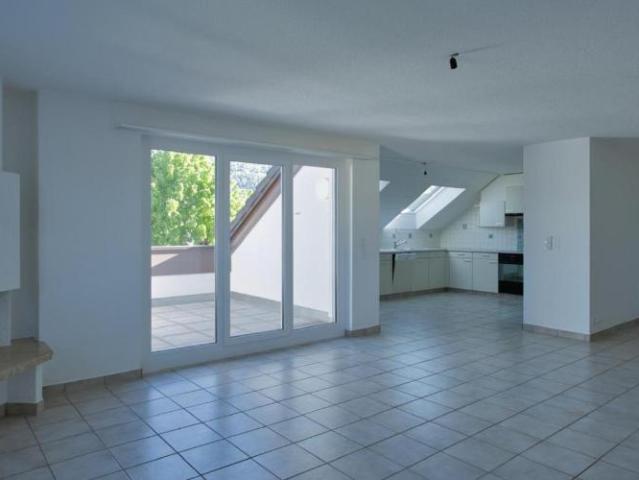Superbe appartement de 4.5 pces à louer