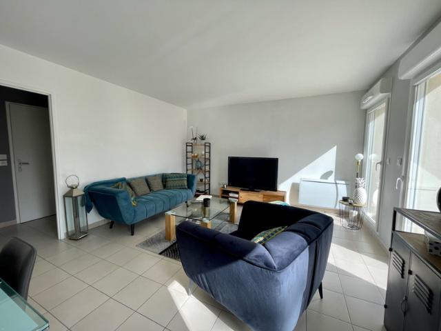 Superbe appartement de 4 pièces avec terrasse de 22.50 m2 à