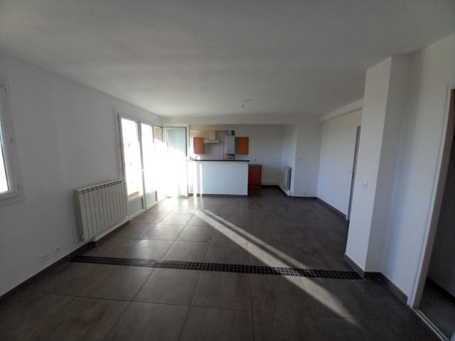SUPERBE APPARTEMENT P3 RESIDENCE FERMEE ET SECURISEE