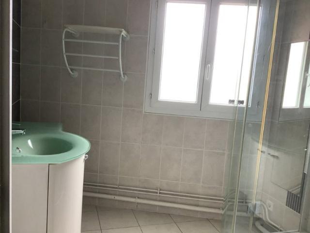 Superbe appartement T4 idéalement situé en Résidence privée sécurisée