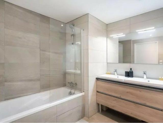 Superbe appartement T3 meublé de 70 m² avec jardin privatif Pa