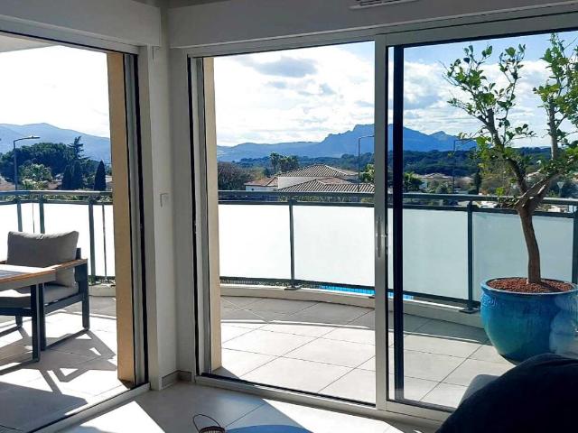 SUPERBE APPARTEMENT T3 NEUF VUE DEGAGEE PUGET SUR ARGENS