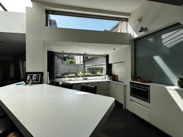 SUPERBE APPARTEMENT TYPE LOFT FACE À LA DEÛLE LILLE VAUBAN 1