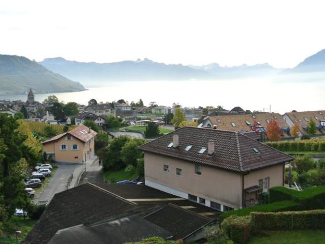 Superbe appartement traversant avec vue imprenable sur le lac Léman – Cully