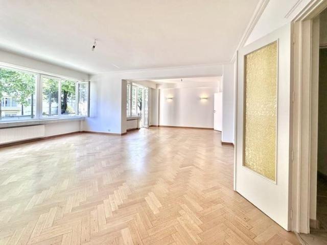 Superbe appartement ultra lumineux et entièrement rénové