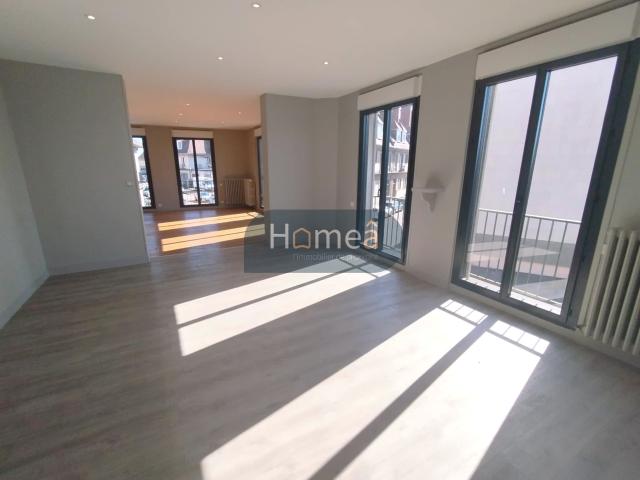 Superbe appartement 190m2 entièrement rénové centre Yvetot