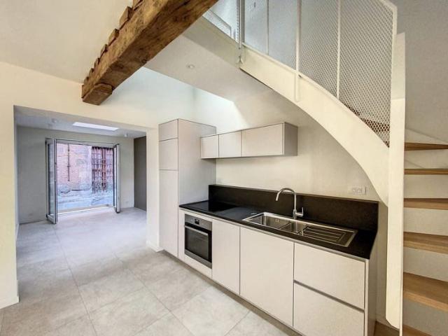 Superbe appartement 1 chambre en duplex avec terrasse ! Libr