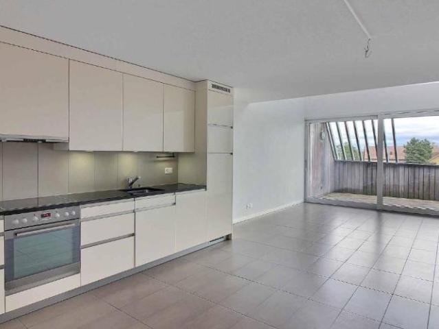 Superbe appartement 3.5 pièces avec mezzanine et loggia à Gollion