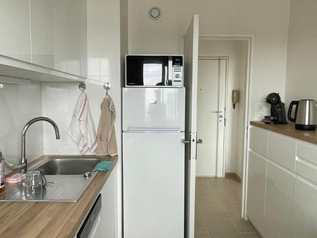 Superbe appartement 3P Paris 19, Paris Amsterdam Apartments for Rent