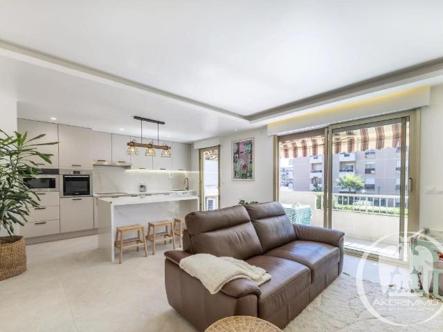Superbe appartement 4 pièces avec piscine à Saint Laurent du. 92m² Saint Laurent du Var