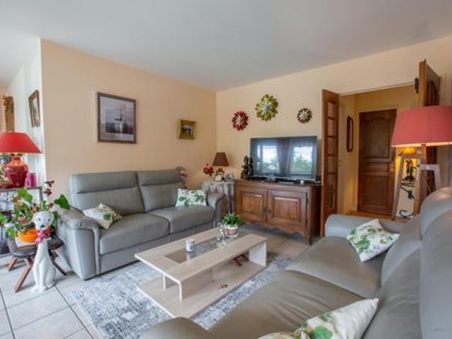 SUPERBE APPARTEMENT 4 PIECES 94 M2