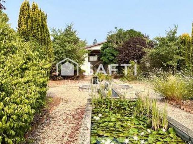 Superbe batisse en pierre de 277 m2, avec son parc et son espace piscine