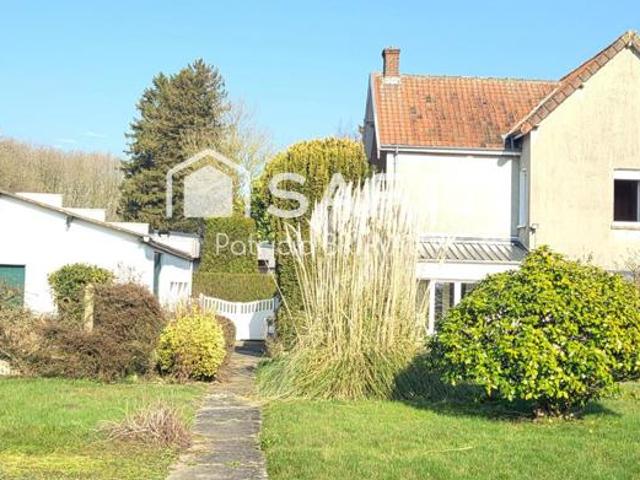 Superbe bourgeoise au cachet preserve
