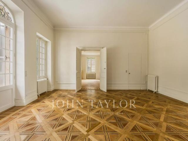 Superbe chartreuse Cenon 4 chambres Parc Paysager Piscine