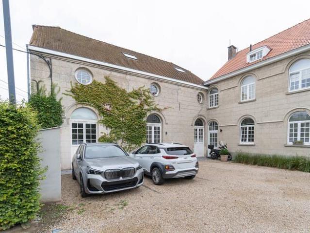 SUPERBE DUPLEX 3CHS CENTRE DE LASNE