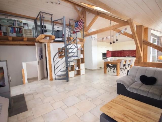 Superbe duplex à louer à Poliez le Grand