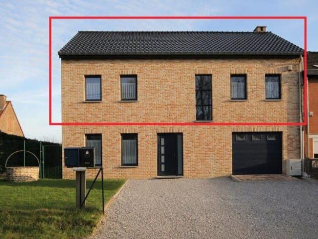 Superbe Duplex de 4 Chambres avec emplacement Parking