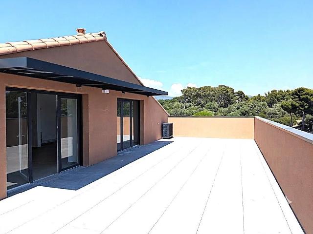 Superbe et Grand T4 Luxe Dernier Etage Gigantesque Terrasse. 148m² La Ciotat