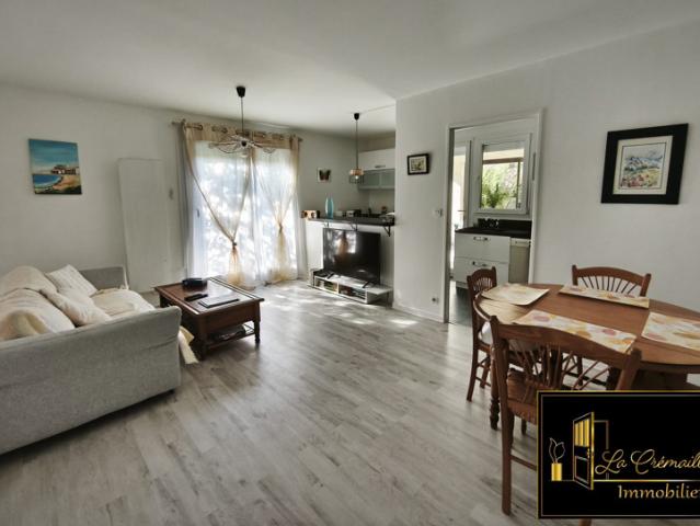 Superbe etat pour cet appartement de plain peid avec jardin