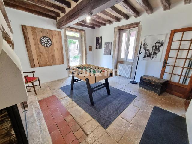 Superbe ensemble immobilier à TANNAY 351m² Tannay