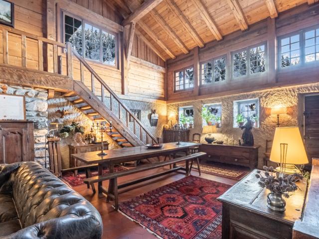 Superbe ferme rénovée de 6 chambres avec mazot à vendre à Chamonix A I