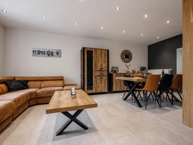 Superbe habitation 4 chambres sise au calme