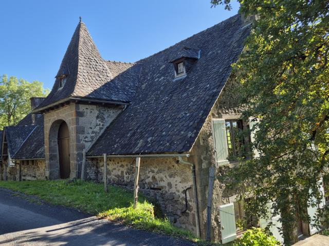 Superbe propriété de caractère sur 2 hectares
