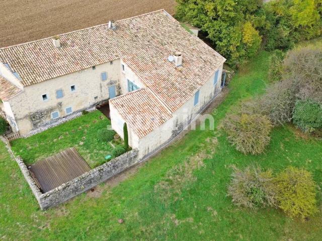 Superbe propriété en Pays Diois, au coeur du Parc régional d. 312m² Die