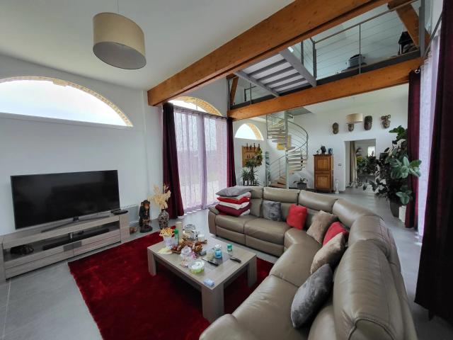 SUPERBE PROPRIÉTÉ PROCHE GOURNAY EN BRAY