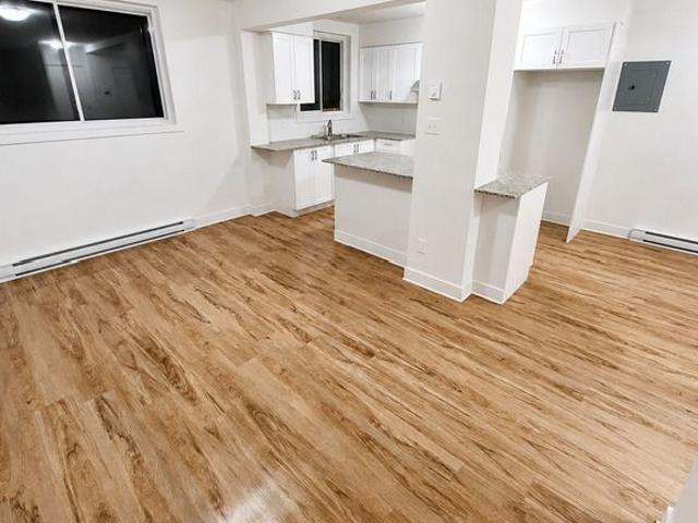 SUPERBE STUDIO 2½ À LOUER – CÔTE DES NEI