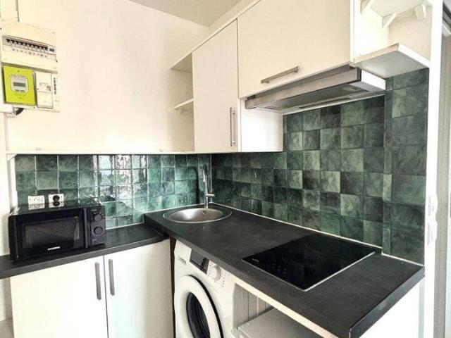 Superbe studio meublé de 14m² à 800 euros