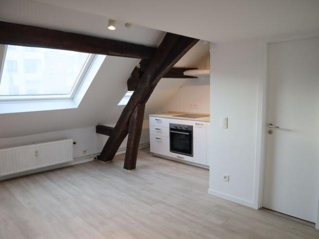 Superbe studio situé en plein centre ville