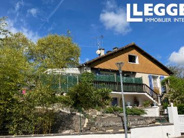Superbe sous sol individuelle dans un cadre exceptionnel, avec joli jardin, garage et combles aménageables