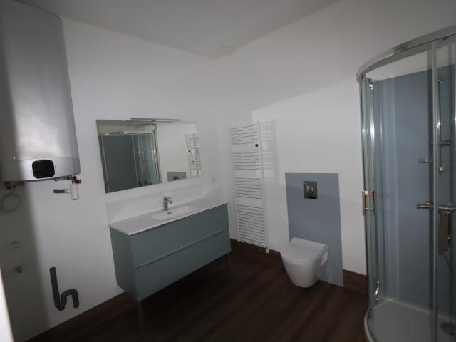 Superbe T4 neuf au coeur du centre ville libre de suite