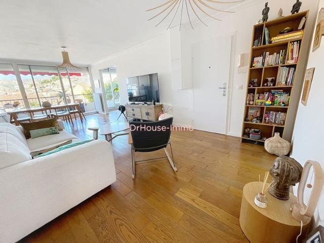 SUPERBE T4 82 M2 VUE MER AVEC BALCON ET PARKING