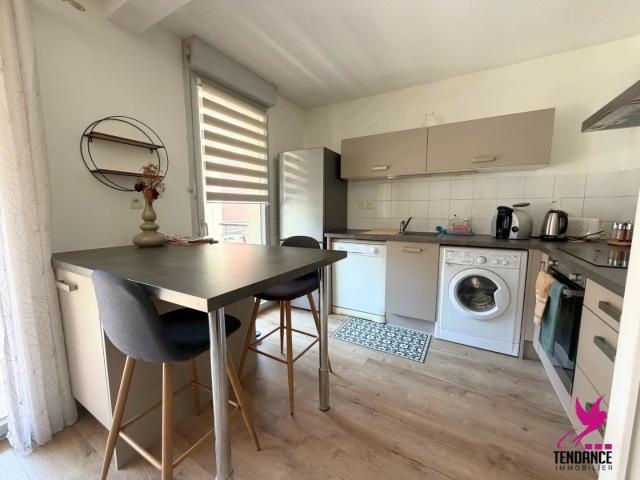 superbe t2 avec terrasse et parking, résidence côté garonne toul