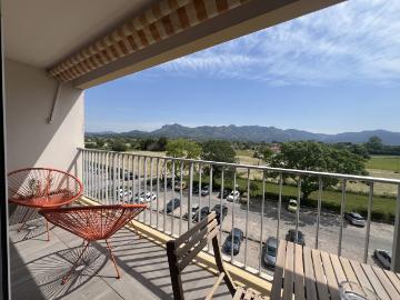 SUPERBE T2 avec terrasse, parking et cave