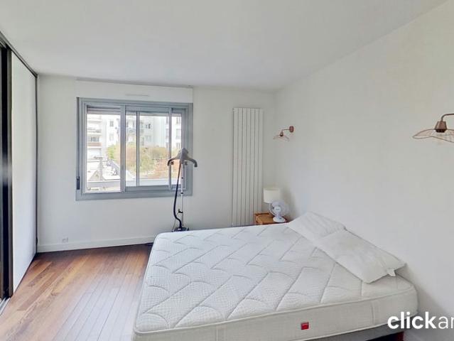 Superbe T2 bis haut de gamme de 76 m² avec balcon & espace bureau / dressing – Paris 20e Métro Gambetta / Pyrénées