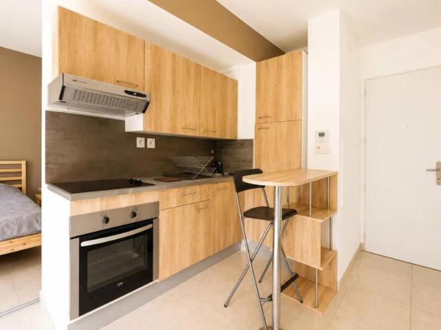 Superbe T2 de 31m2 avec jardin privatif et stationnement privé