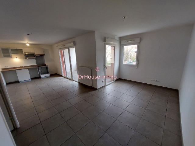 Superbe T3 neuf de 61.2 m2 neuf avec garage en sous sol!