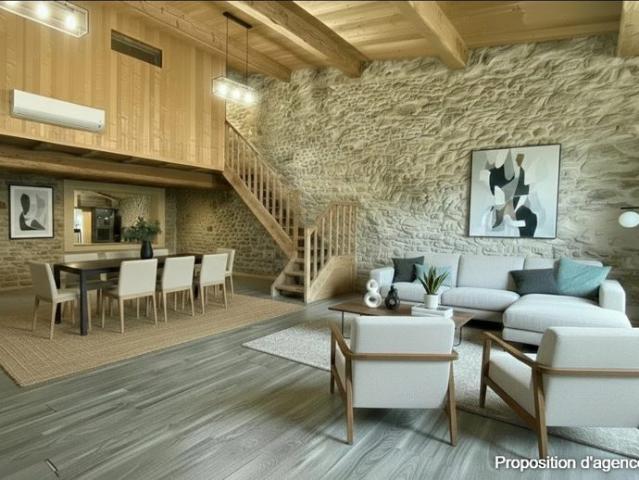 Superbe T3 Chalet Loft de 147 m² en Plein Centre de Loupian