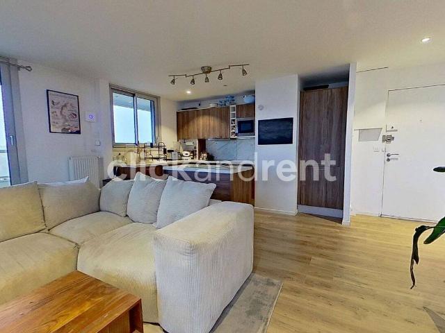 Superbe T3 lumineux de 66 m² en étage élevé avec balcon, cave et
