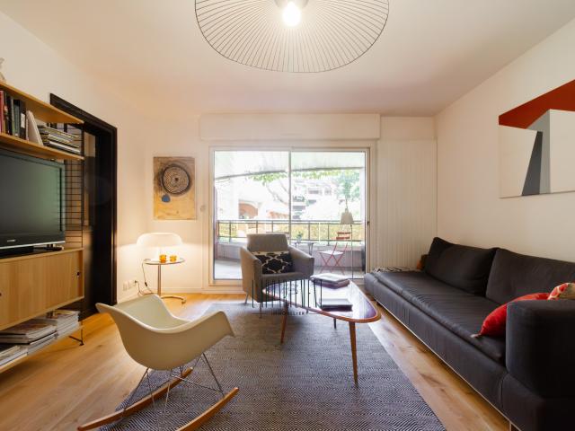 Superbe T3 rénové parking, terrasse, piscine Côte Pavée Demoiselles