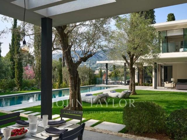 Superbe villa neuve à deux pas de la plage