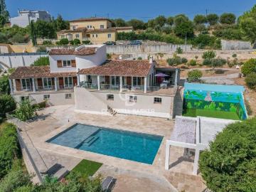 Superbe Villa Avec Piscine, Appartement Indépendant Et Vue D. 267m² Nice